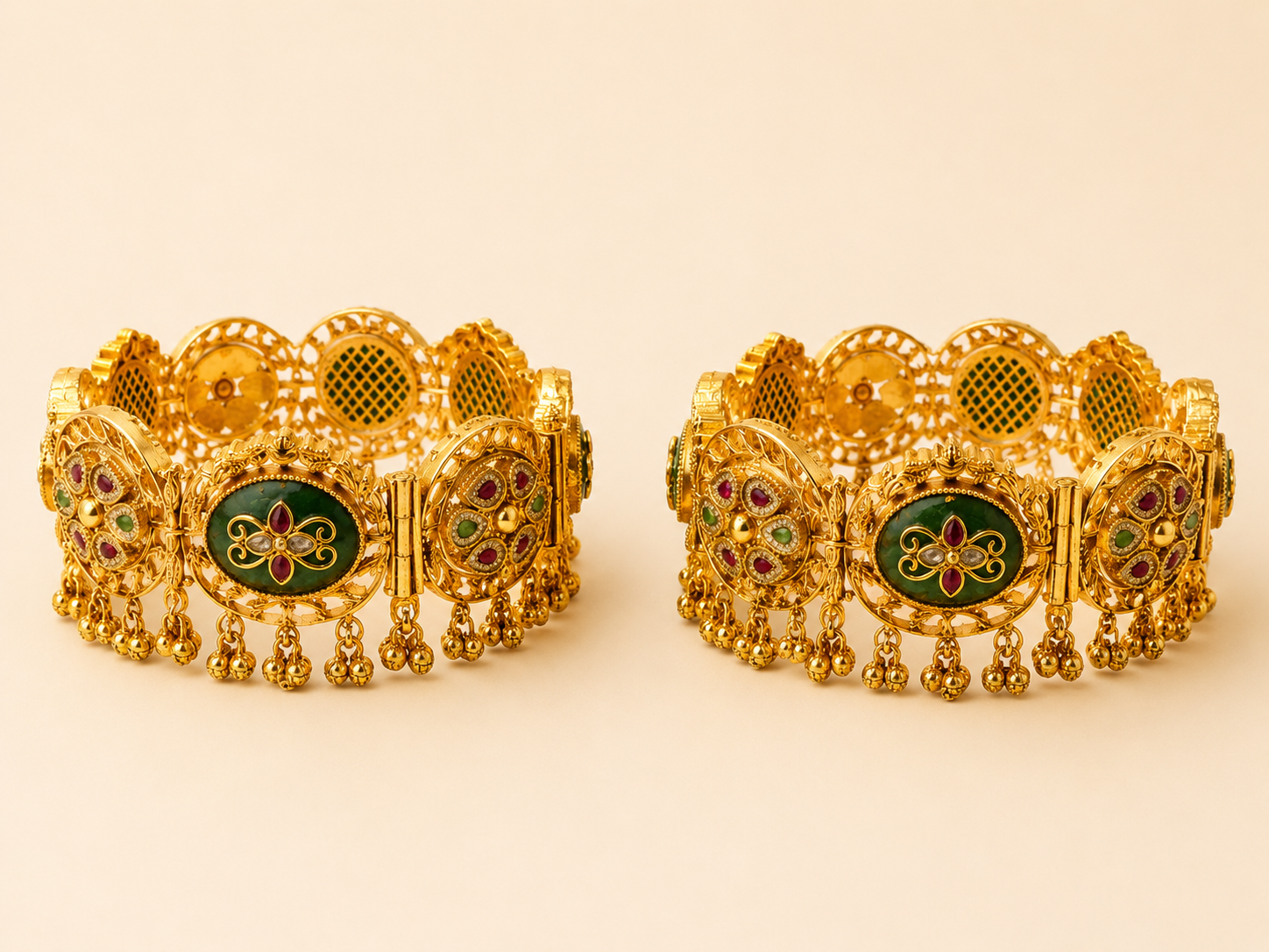 Emerald Ghunghroo Kada