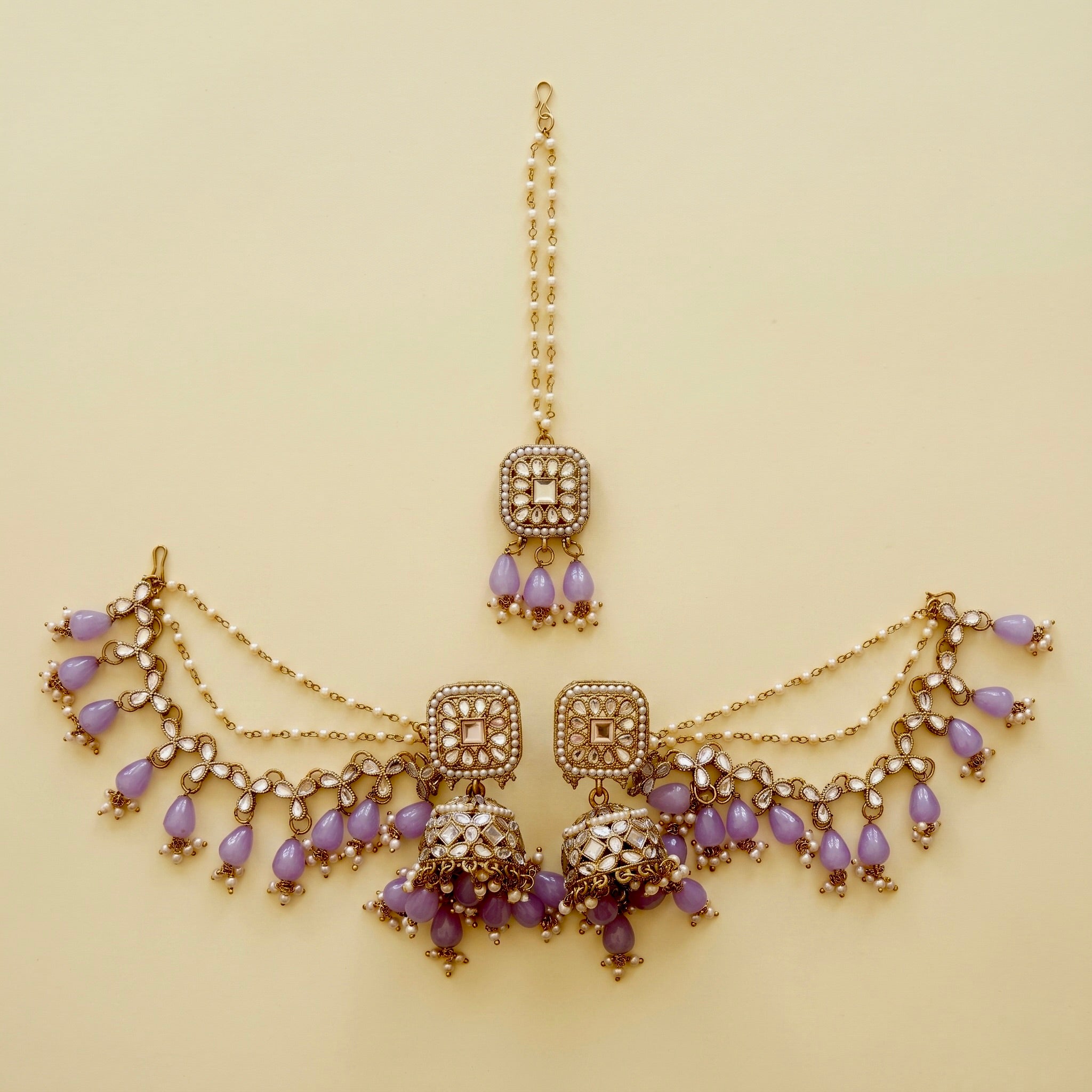 Earring with maang tikka (multiple colour options)