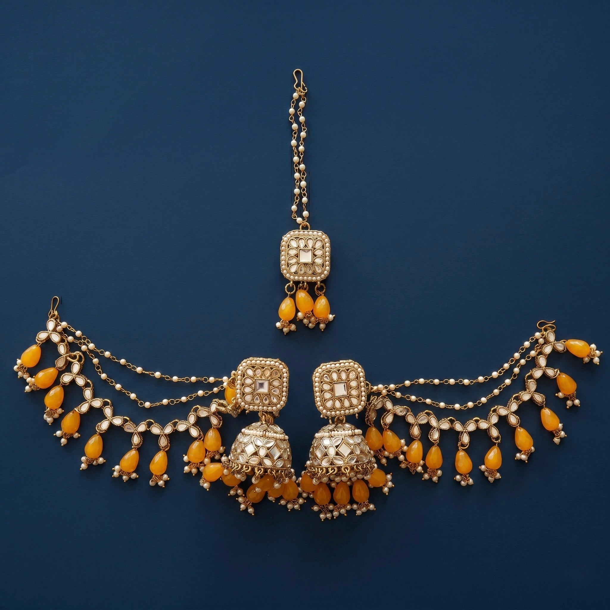Earring with maang tikka (multiple colour options)