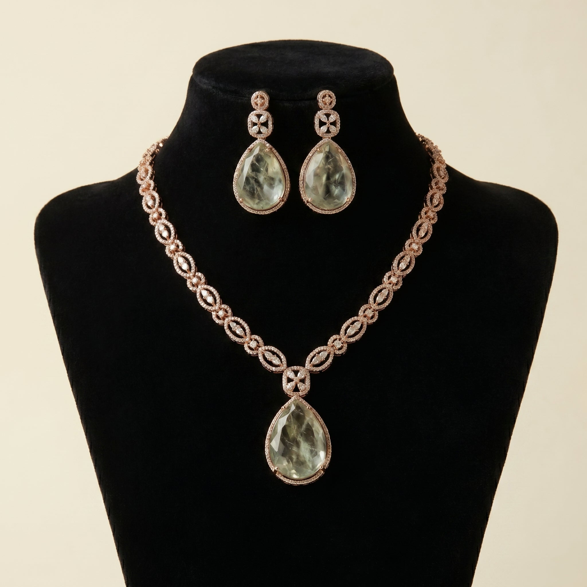 Mint Pendant Necklace