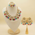Multicoloured necklace set